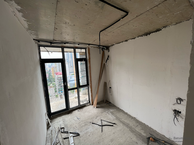 ЖК "Аллея Палас", Батуми. Продаётся 2-х комнатная квартира. 14-й этаж, вид в сторону Турции.