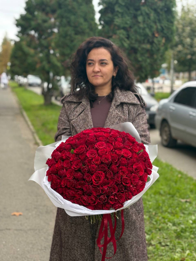 Букет из 151 кенийской розы Red