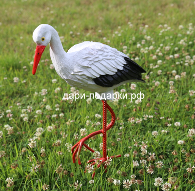 Аист 70*34 см  0,8кг   полистоун Россия 1548/012654 Аист - является символом новой жизни. Согласно русским народным поверьям, аист - птица, приносящая счастье в Ваш дом. Также аист покровительствует рождению детей.