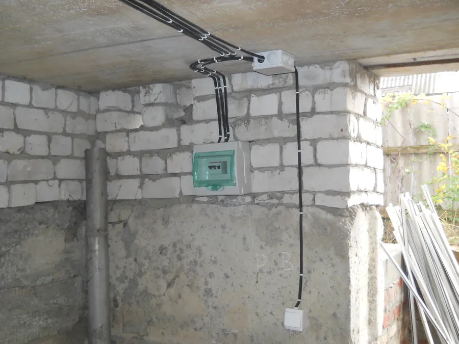 Электромонтажные работы, монтаж электропроводки в частном доме с.Верхняя Хава