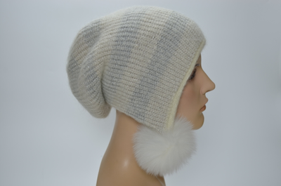 Итальянская вязаная шапка ушанка с помпонами Вицио