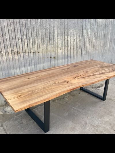 стол из слэбов карагача необычной формы