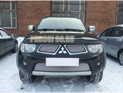 Защита радиатора Mitsubishi L200 2010-2013 chrome верх