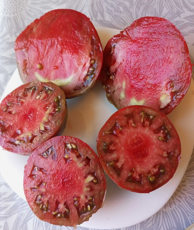 Томат Черное сердце Америки