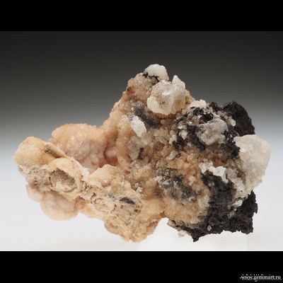 Ольмиит и кальцит. Южная Африка. 52*35*30мм.