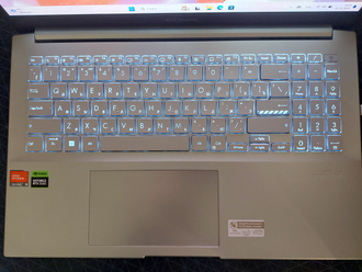 ASUS VivoBook Pro M6500XU-MA082 ( 15.6 3K UHD IPS 120HZ RYZEN 9 7940HS RTX4050(6GB) 16GB 1000SSD )