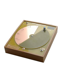 Конденсатор переменный с цифровым измерителем емкости