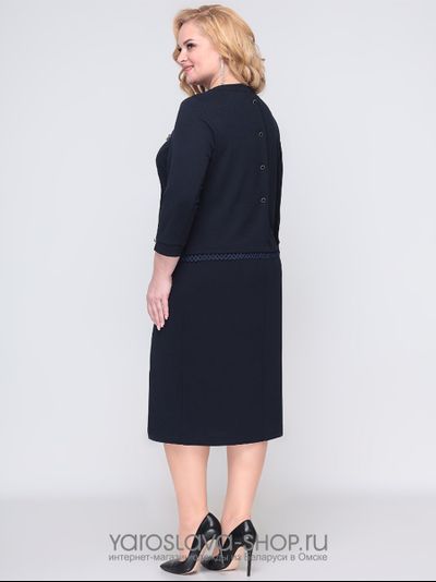 Деловое нарядное платье глубокого темно-синего цвета