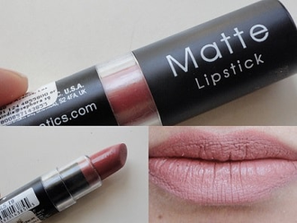 Матовая помада NYX Matte 19 Euro Trash (Евро треш)