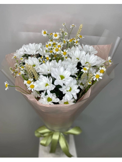 Полевой букет из ромашек