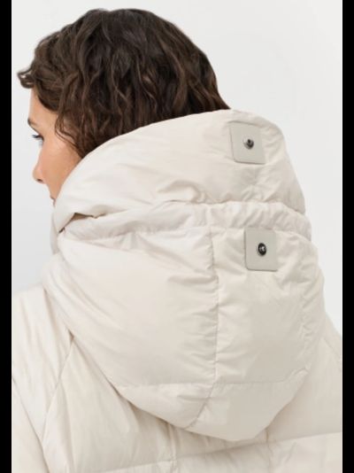 Пуховик жемчужный с квадратной стежкой