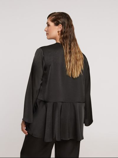 Блуза нарядная черная