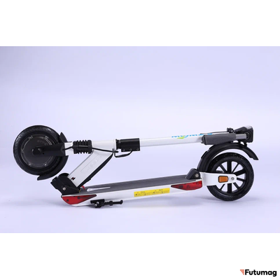 Электросамокат E-TWOW Booster SE белый