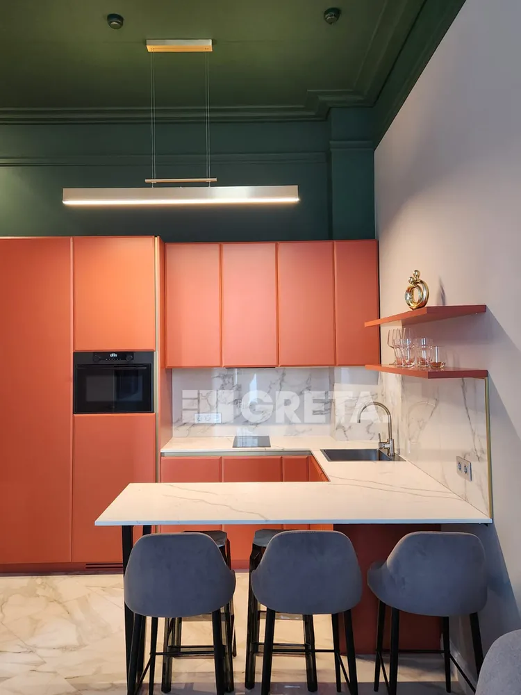 Дизайнер проекта Елена Скроботова