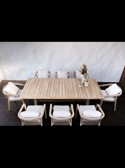 Обеденная группа из массива акации Rimini XL