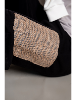 Брюки с накладными карманами из мешковины