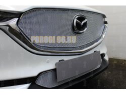 Защита радиатора для Mazda CX-5 2017- 3D chrome верх с камерой PREMIUM
