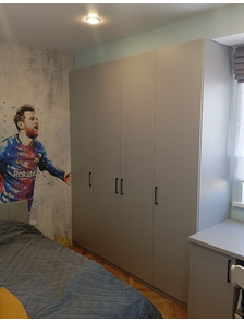 шкаф распашной