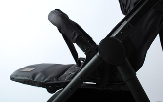 Детская коляска LUXMOM S11 Черный