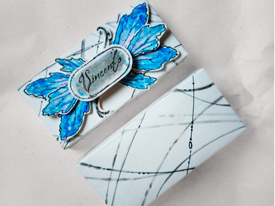 Подарочная коробочка под серёжки в стиле украшения