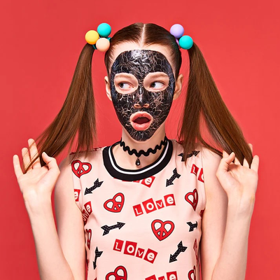 SKIN1004 Антивозрастная лифтинг-маска с чёрным трюфелем ZOMBIE BEAUTY BY SKIN1004 MUMMY PACK (2г*8шт + 3.5мл*8шт)