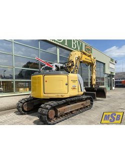 Стекло правое на New Holland E135B SR