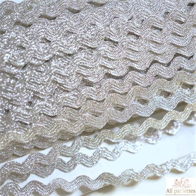 Тесьма металлизированная ТМ158