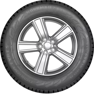 Шина 215/65/R16 Ikon Nordman 7 SUV Шипованная