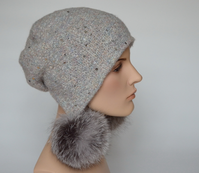 Визио 6944 шапка с помпонами и пайетками Италия