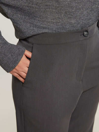 Брюки укороченные серого цвета