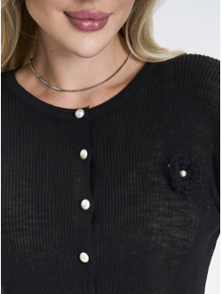 Кардиган вязаный приталенный укороченный на пуговицах