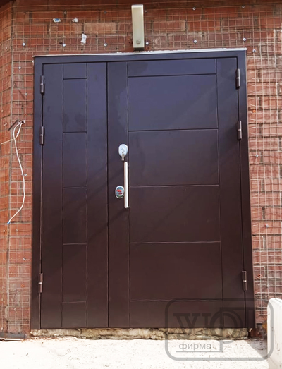 №57. Входная дверь. Профильная конструкция без объёмной филёнки