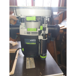 Пластина под Festool OF 2200 EB для установки фрезера в стол 350*250 мм.