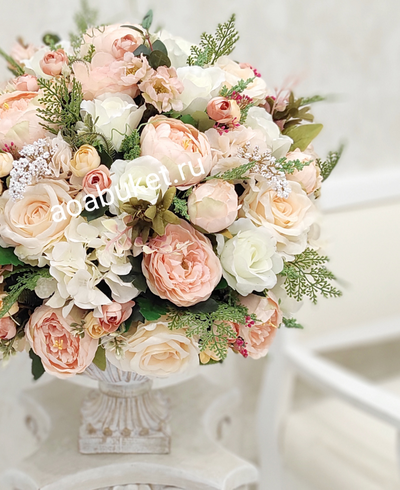 Композиция из искусственных цветов - Адель великолепная № КВВ060/Размер 50*45 см