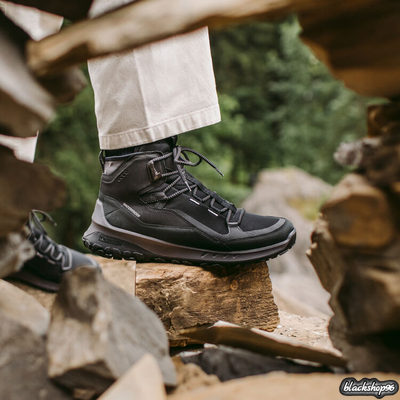 ECCO ULT TRN MID Waterproof Black (40-45)