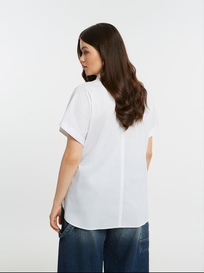 Женская летняя рубашка в голубом цвете