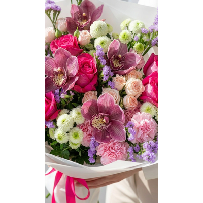Букет цветов на 8 марта № 733