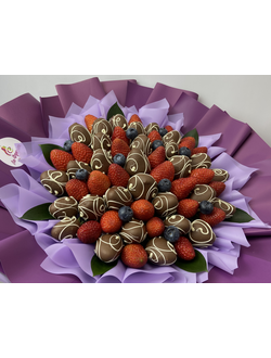 Букет из клубники №16