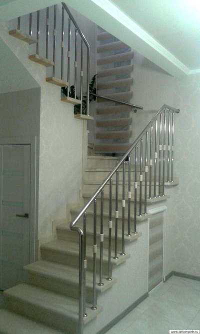 Лестничные ограждения из нержавеющей стали Частокол