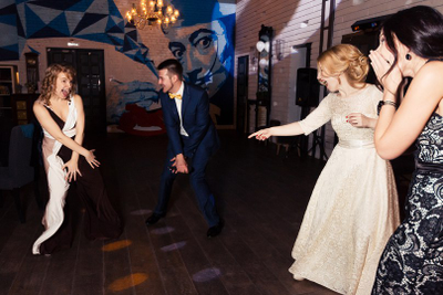 ВЕДУЩИЙ РОМАН