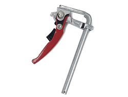 Струбцина для установки в паз с храповым механизмом