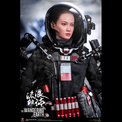 Девушка в экзоскелете (Чжоу Цянь, "Блуждающая Земля") - Коллекционная ФИГУРКА 1/6 CN171-11 rescue unit Zhou Qian (DMS036) - DAMTOYS
