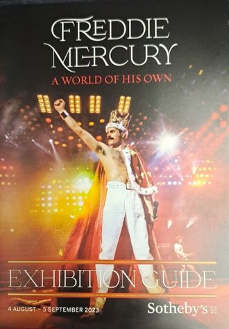 Freddie Mercury A World Of His Own Exhibition Guide Sotheby&#039;s, Фирменный мерч, Intpressshop