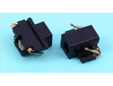 №32 Разъем зарядки (питания) для планшета, гнездо под пайку на плату пластик 4,0 x 6,0 мм, 2 креплений