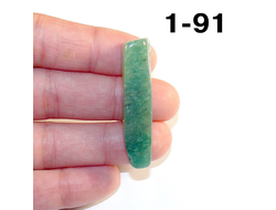 Авантюрин натуральный (галтовка) зеленый №1-91: 6,3г - 44*10*8мм