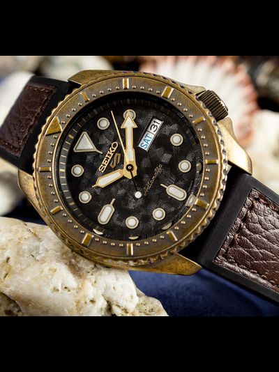 Наручные часы Seiko SRPE80K1