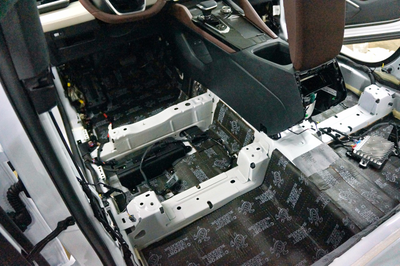 Шумоизоляция Geely Monjaro