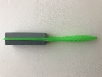 Брусок точильный для заточки ножей с пластиковой ручкой