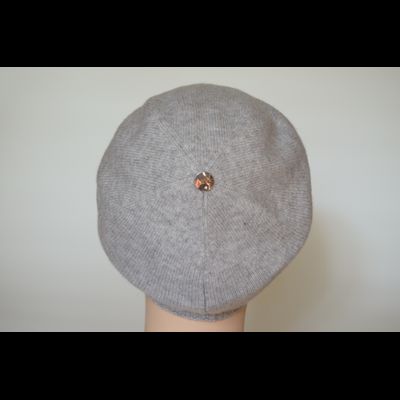 Серый вязаный берет из кашемира Loro Piana Италия Vizio 7016