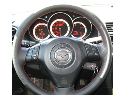 Кожаная накладка на руль Mazda 3-I(BK)(2003-2009), Mazda 6-I(GG,GY)(2002-2007), Mazda 2-I(DY)(2003-2007), Mazda 5-I(CR)(2007-2010), Mazda Premacy II(CR)(2005-2010), Mazda RX-8-I (2003-2009), черная